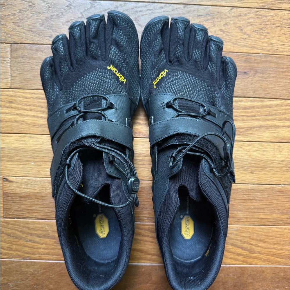 Vibram Vibram Men's FiveFingers V-Train 2.0 Shoes